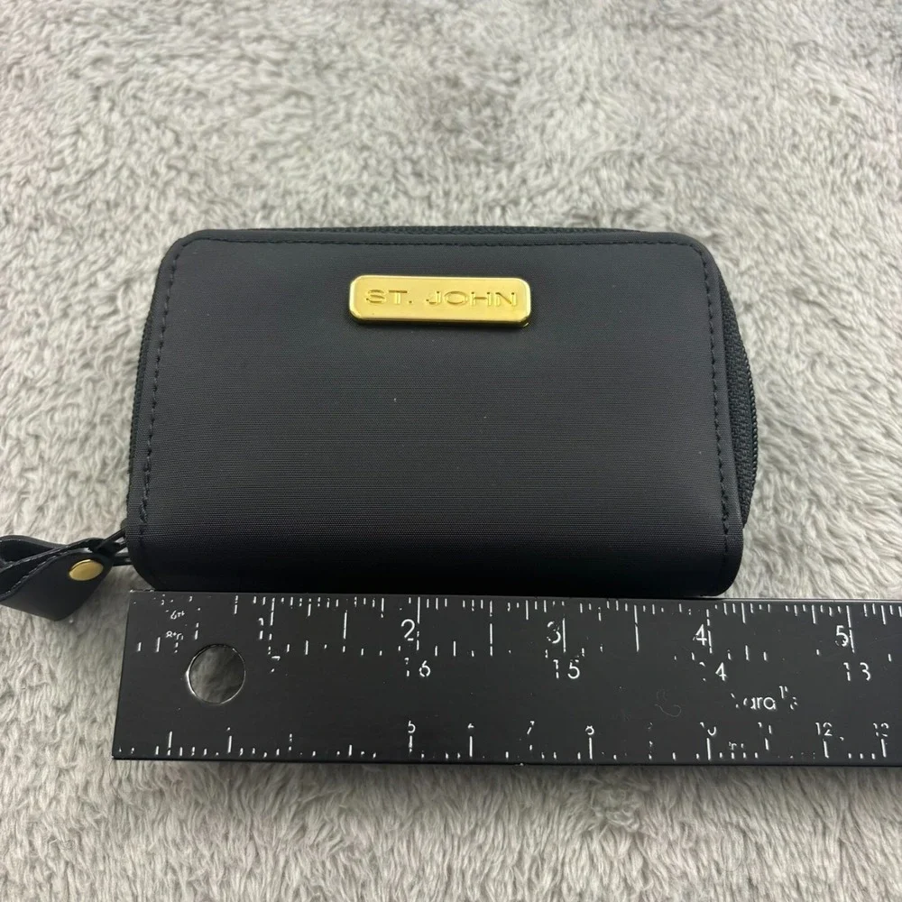 St John Collection Key Finder Ring Coin‎ Purse Holder Black Gold Logo Classic